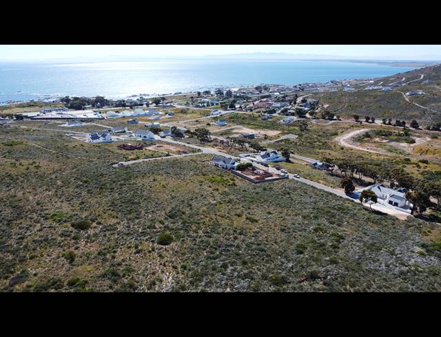 821M² VACANT LAND FOR SALE IN BRITANNICA HEIGHTS